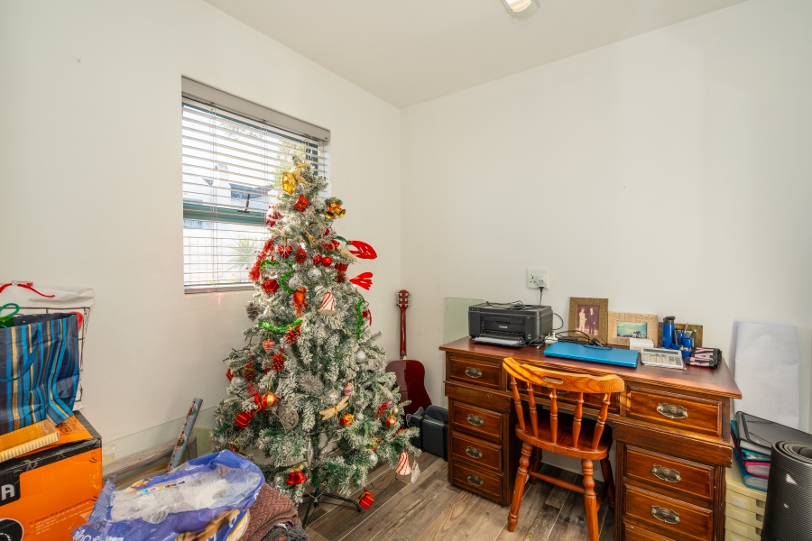 3 Bedroom Property for Sale in Blue Lagoon Western Cape